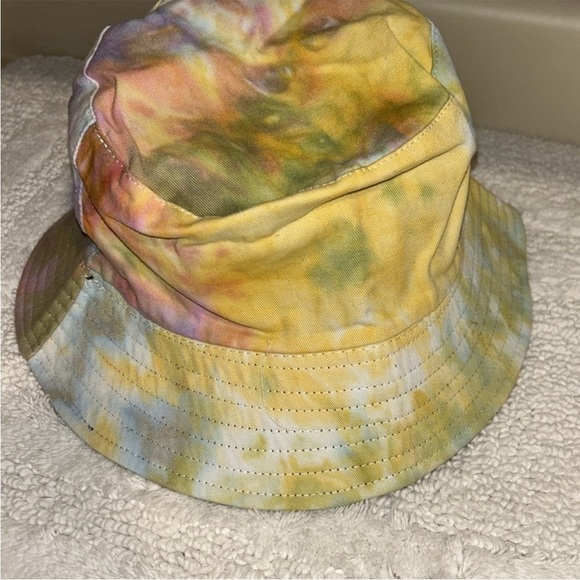 Colorful Tie-Dye  Bucket Hat - Picture 3 of 4